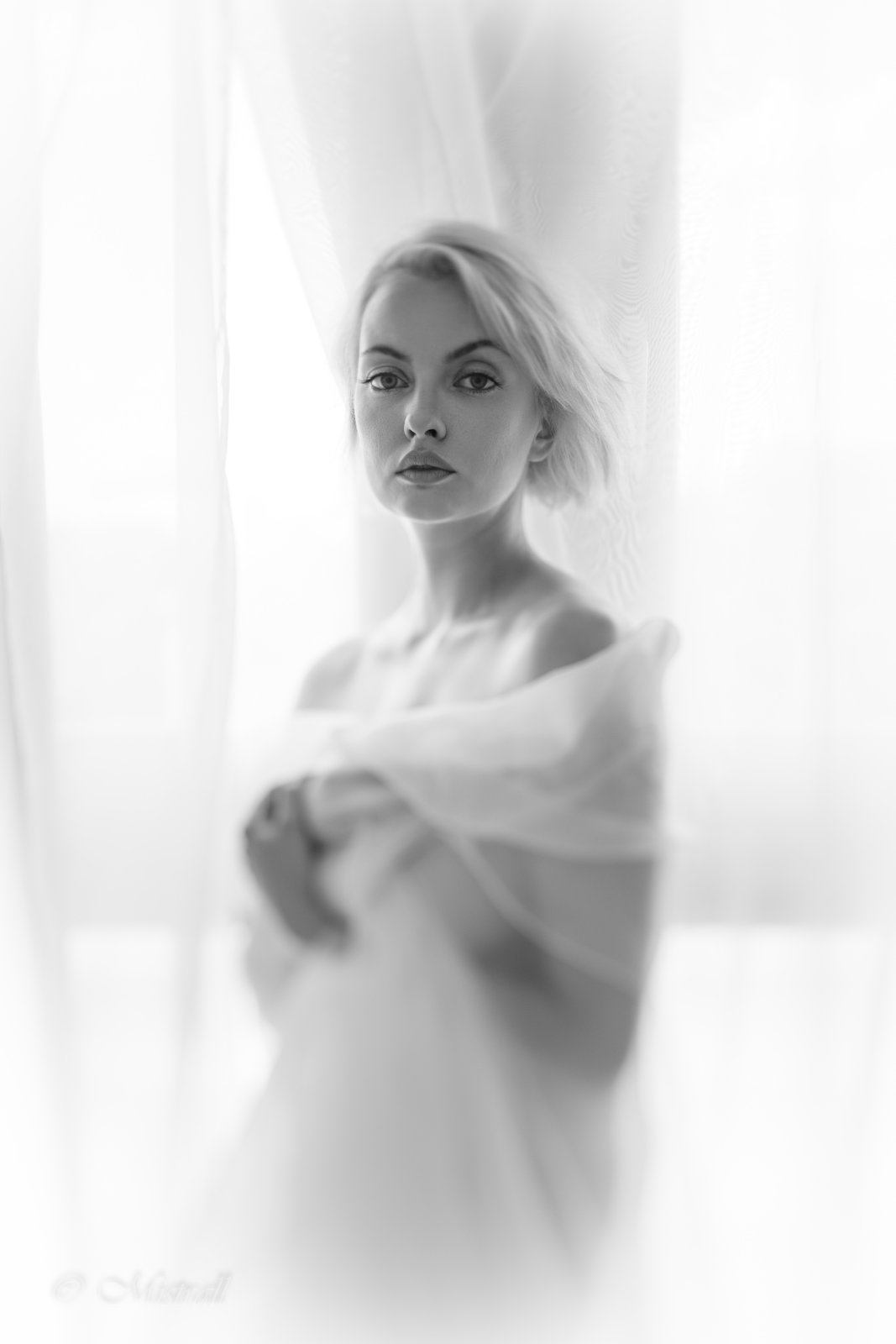 Ewa in the clouds – zdjęcie z portfolio mistrall – portret