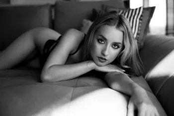 The Power of a Gaze – zdjęcie z portfolio rosie – glamour